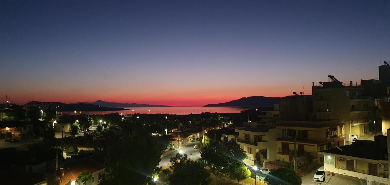 Sea & Mountain Apartment Close To Port And City Lávrion Extérieur photo
