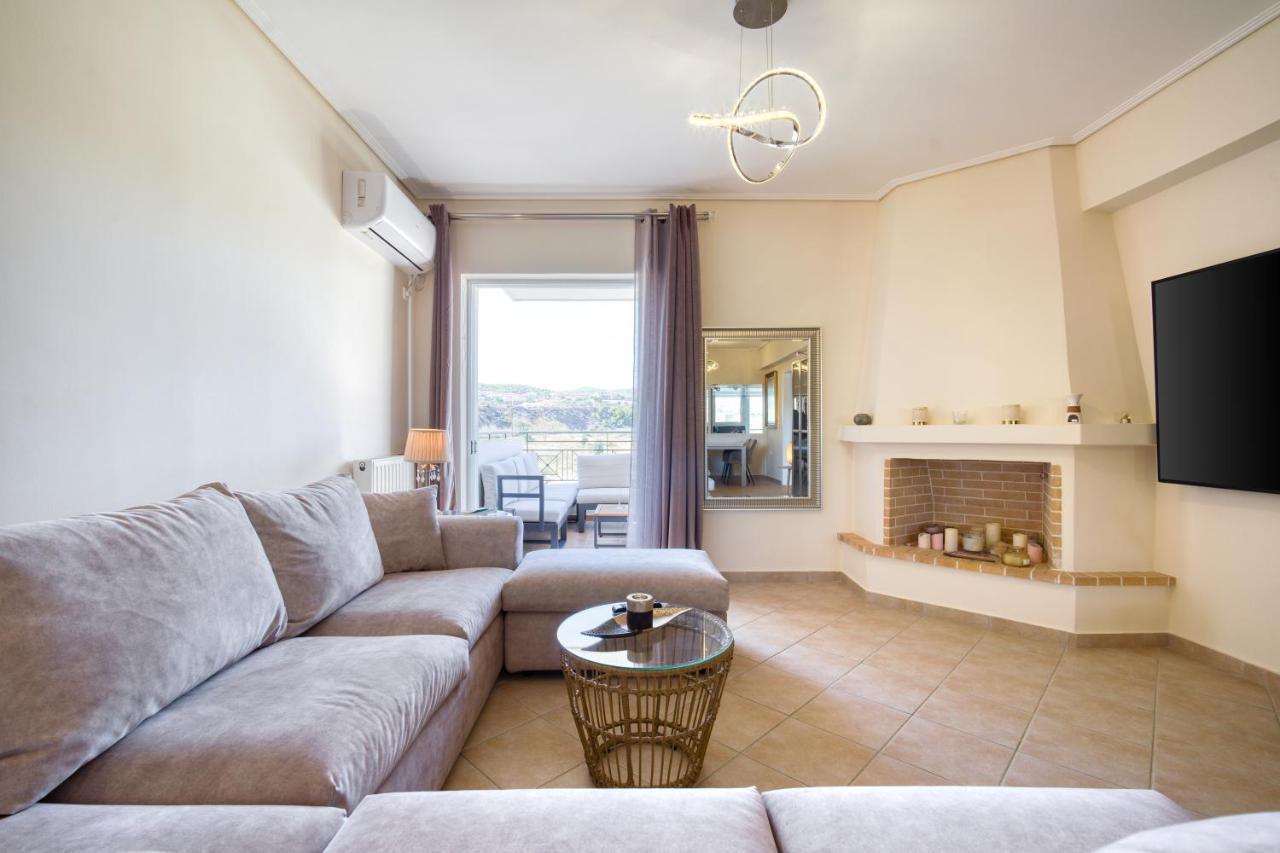 Sea & Mountain Apartment Close To Port And City Lávrion Extérieur photo