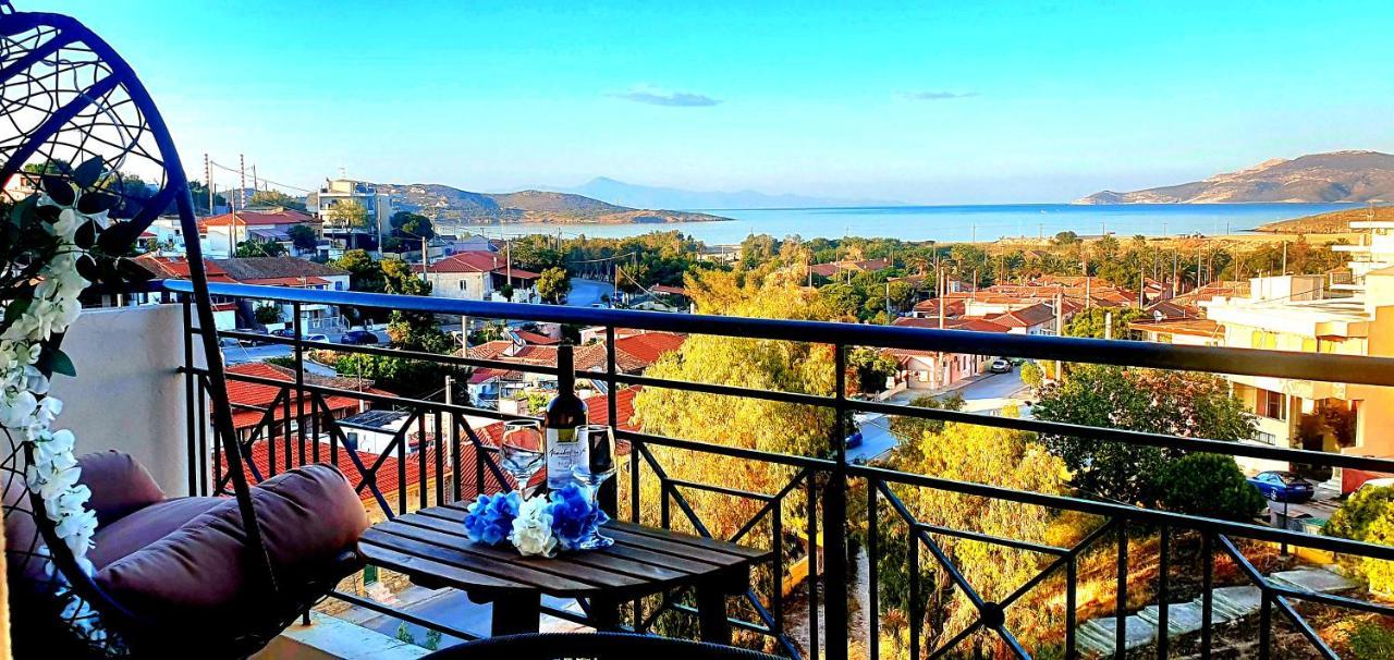 Sea & Mountain Apartment Close To Port And City Lávrion Extérieur photo